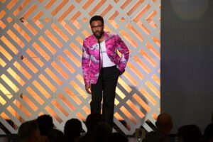 Donald Glover diz que a carne de Kendrick e Drake é 'negativa'