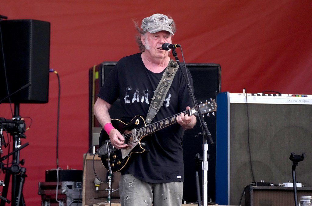 2025 Montreux Jazz Festival para apresentar Neil Young, J Balvin, Noah Kahan