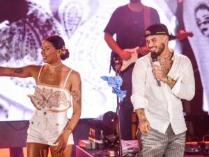 Climão? Ana Castela e Zé Felipe cantam juntos pela 1ª vez após término do namoro; veja vídeos