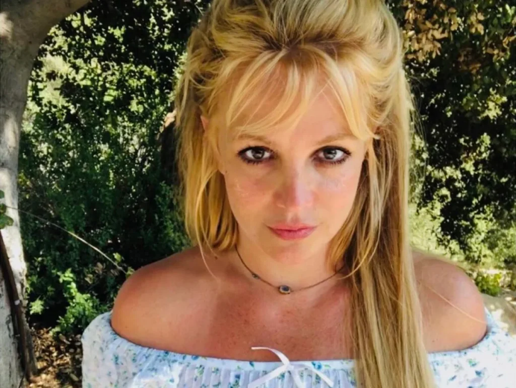 Britney Spears vende direitos de todas suas músicas, diz TMZ