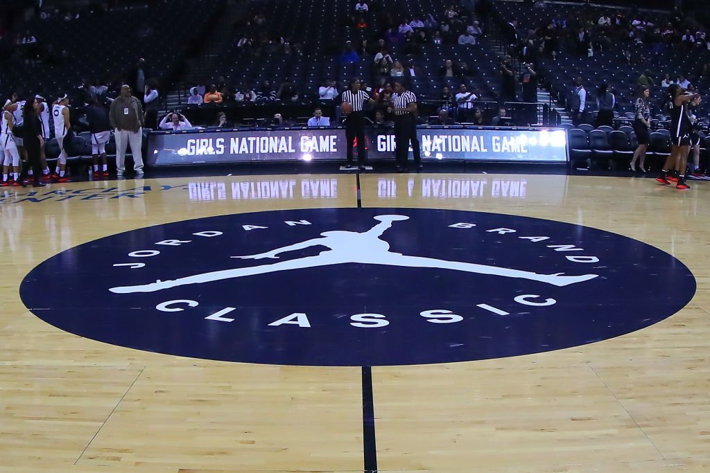 Estrelas do futuro reveladas nas escalações clássicas da Jordan Brand de 2026