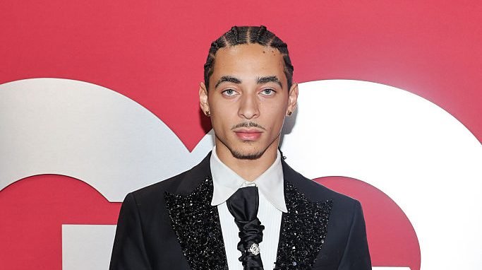 Julez J Smith Jr. arrives at 2025 GQ Men Of The Year at Chateau Marmont on November 13, 2025 in Los Angeles, California.