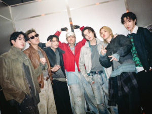 BTS barra Kanye West (Ye) no topo da Billboard 200 com "ARIRANG"