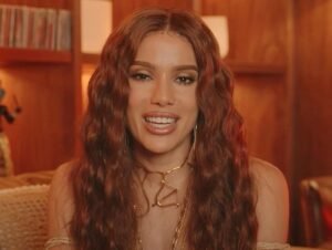 Anitta faz faixa a faixa contando detalhes de todas as músicas do "EQUILIBRIVM"; assista!