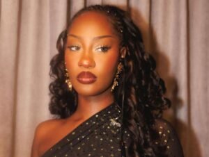 Conheça Tems, um dos grandes nomes da música africana que já gravou com Beyoncé e Justin Bieber