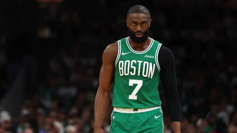 Jaylen Brown diz que o Celtics o desrespeitou antes da troca para o 76ers